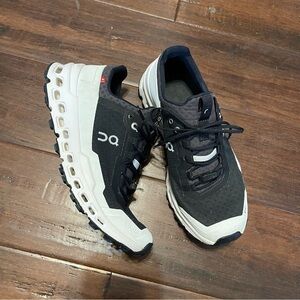 On Running Women's Black and White Athletic Shoes